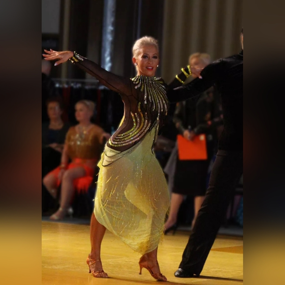 Grand Amour Latin/Rhythm Ballroom Dress